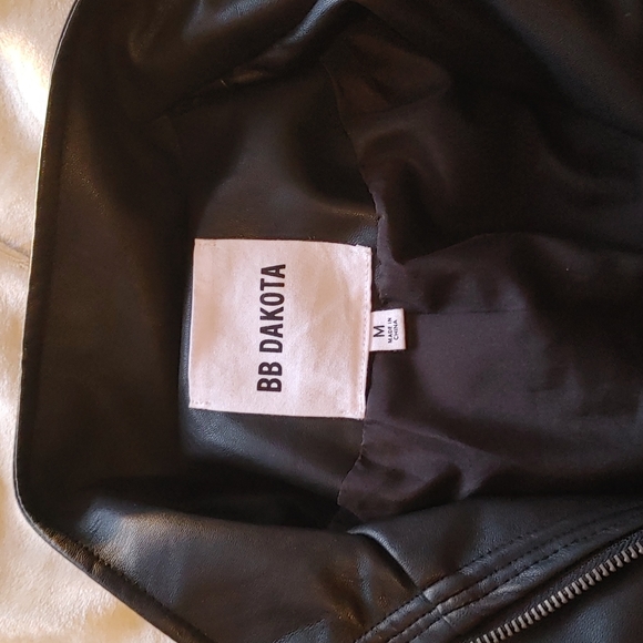 Vegan leather jacket - Picture 2 of 2